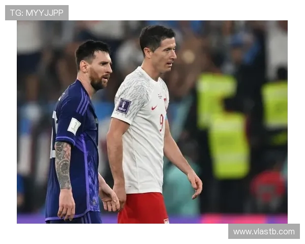 格罗西茨基：未竟的国脚梦与莱万的兄弟情仇